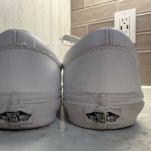 Men’s White Vans - Picture 3 of 8